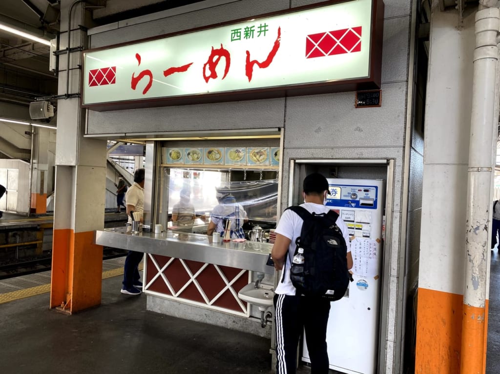 西新井ラーメン外観