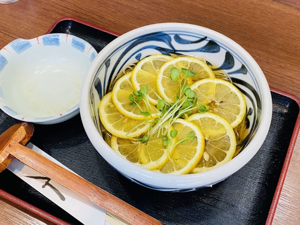 そば処初味レモンそば