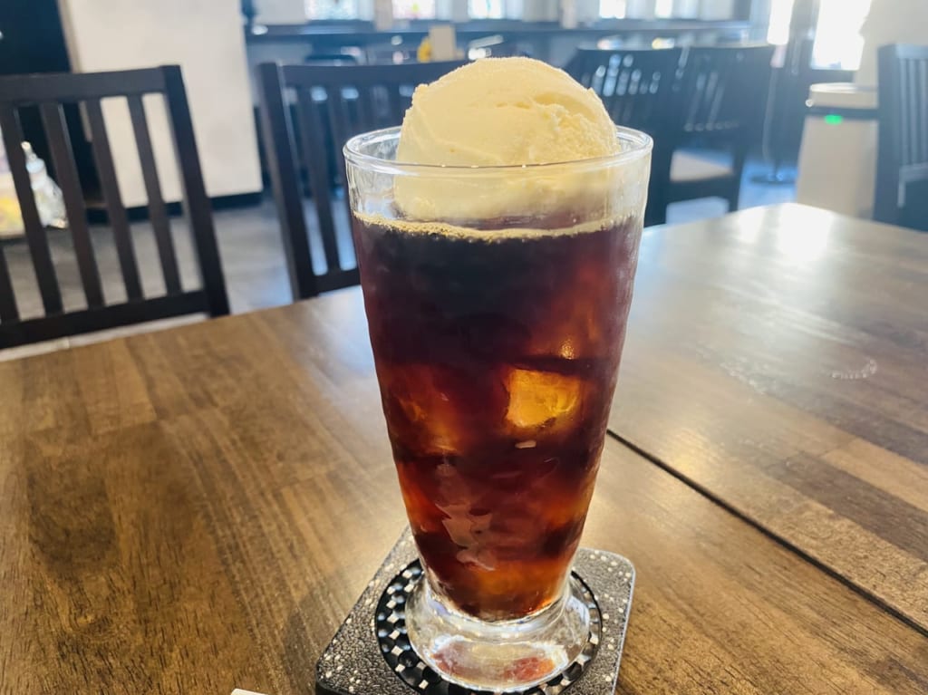 CAFE VITA 北千住