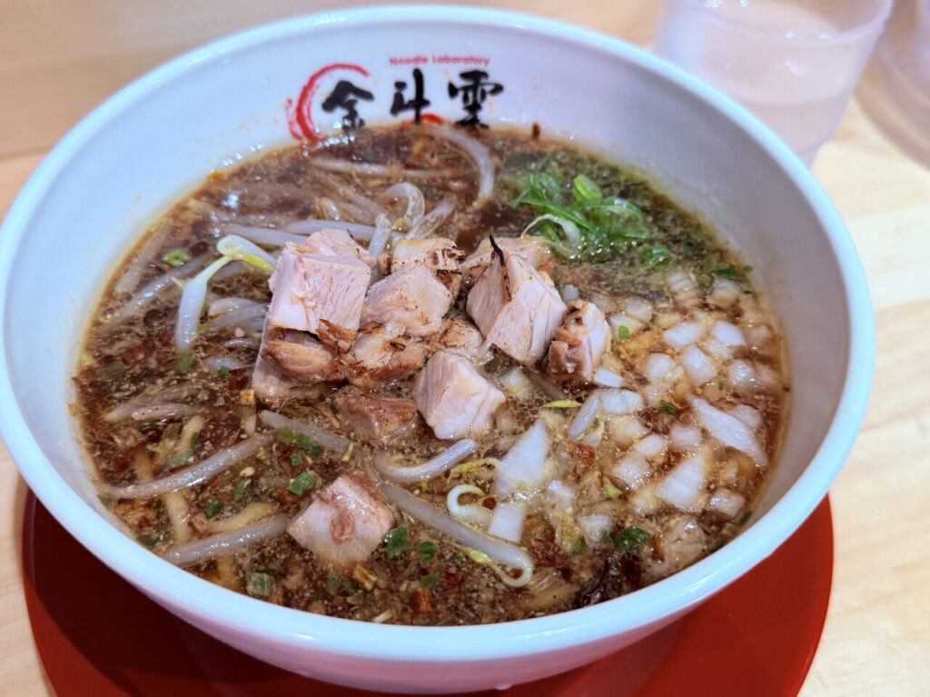 鹿児島ラーメン　金斗雲　北千住