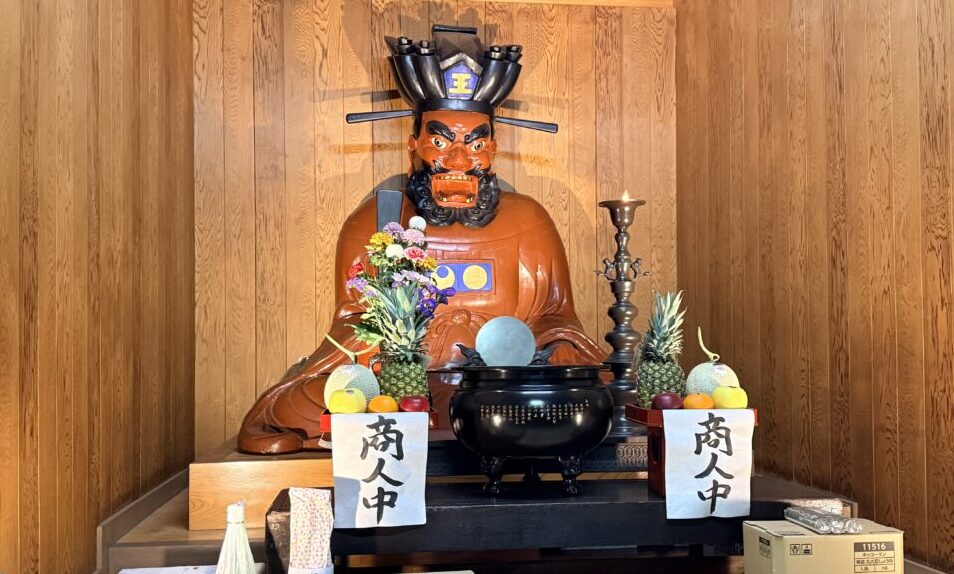 千住の勝専寺の閻魔大王像