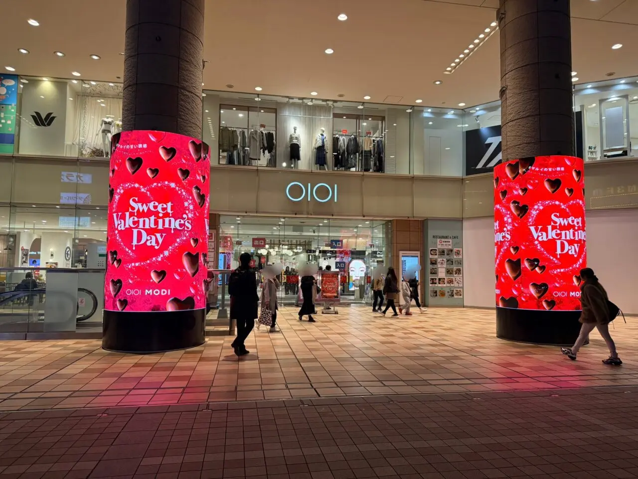 北千住マルイの入口