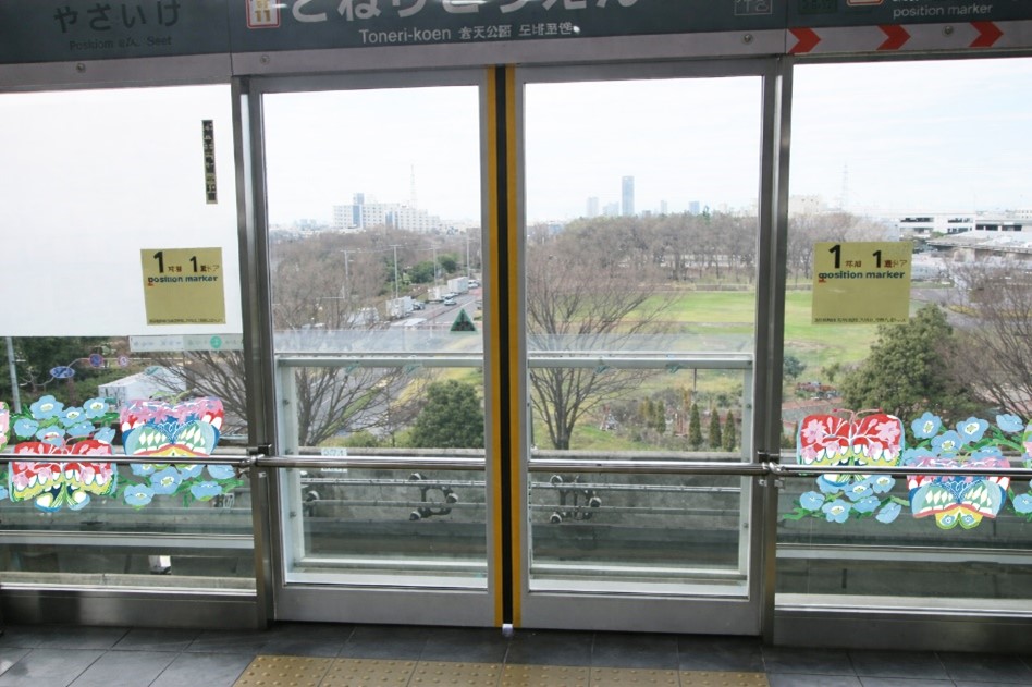 日暮里・舎人ライナーの駅装飾